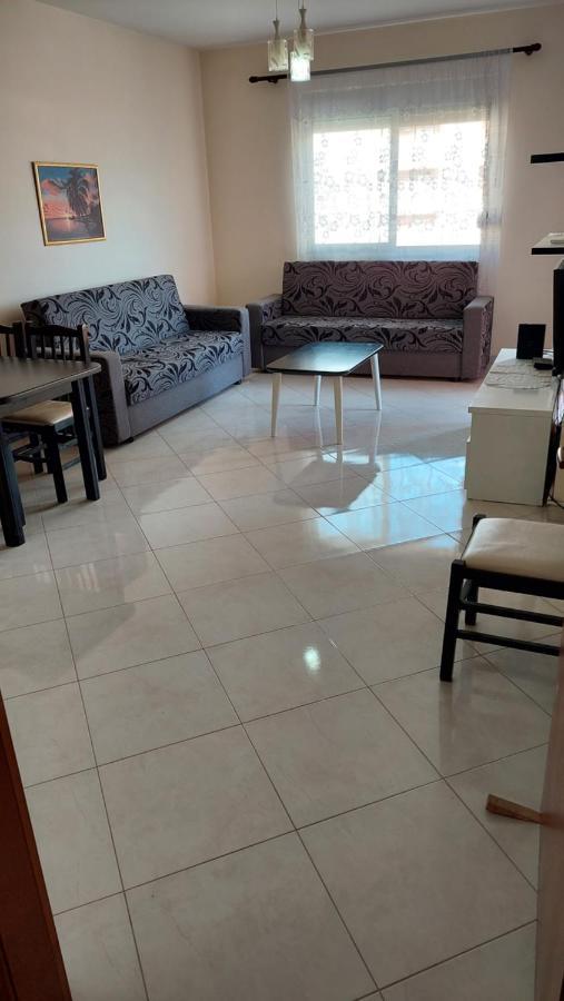 Sweetview 2-Bedroom Apartment With 3 Balcony Seaview Vlorë Εξωτερικό φωτογραφία