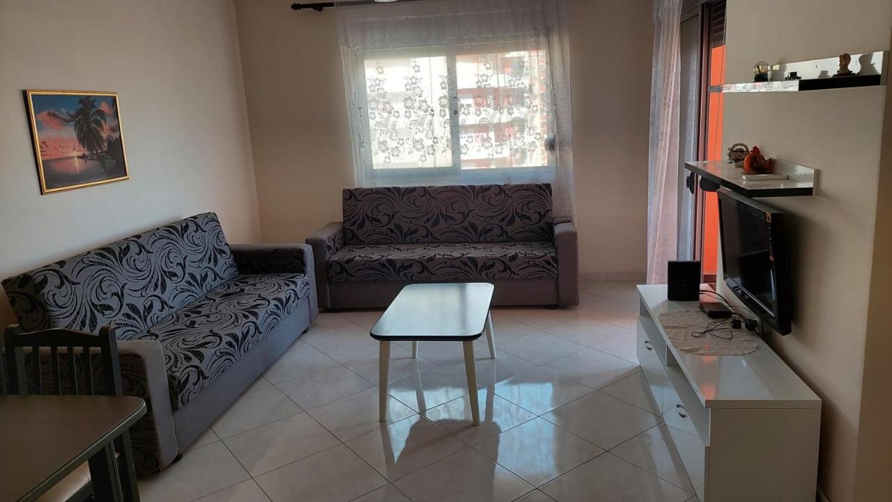 Sweetview 2-Bedroom Apartment With 3 Balcony Seaview Vlorë Εξωτερικό φωτογραφία